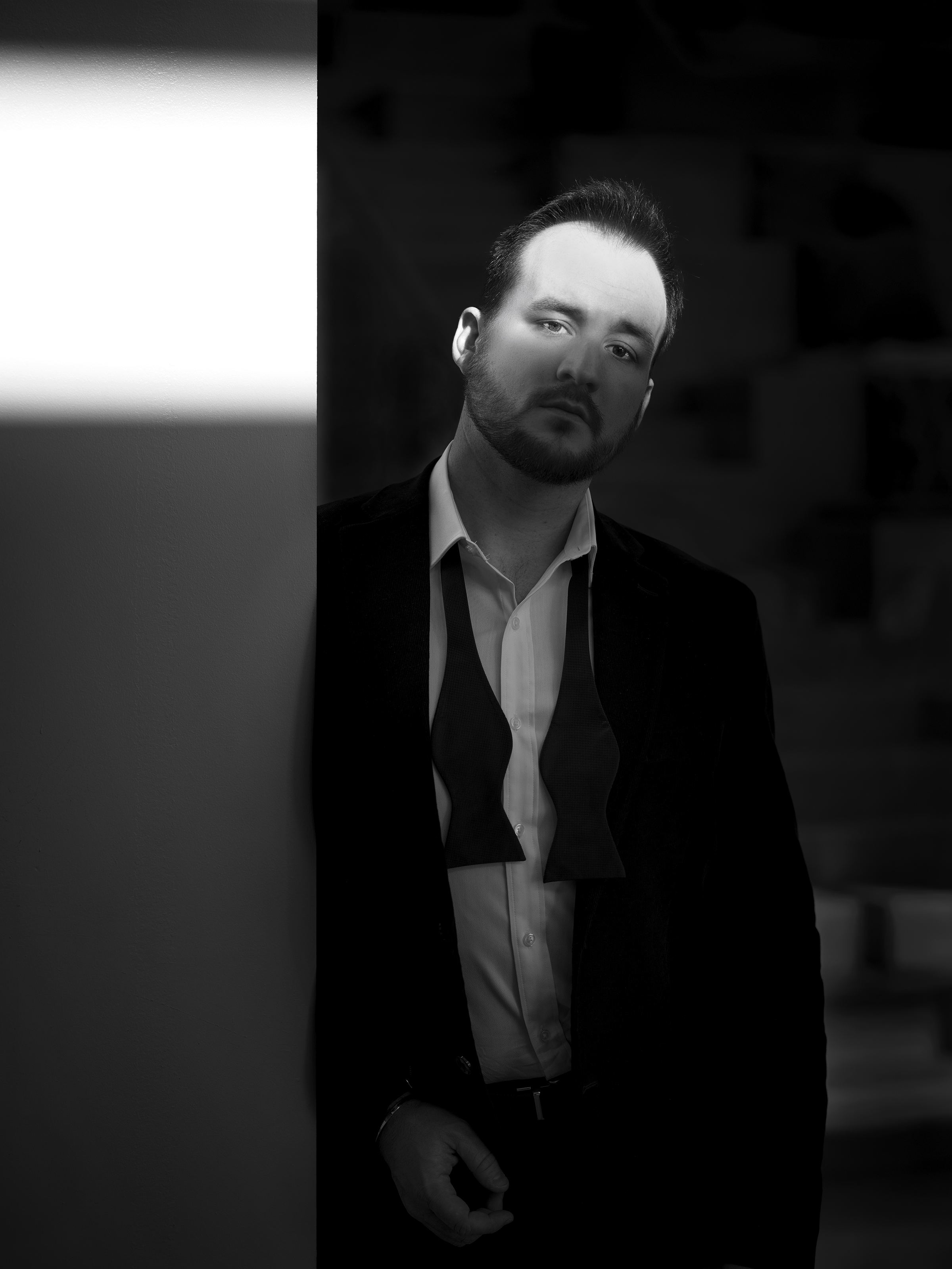 Eric Finbarr Carey, tenor
